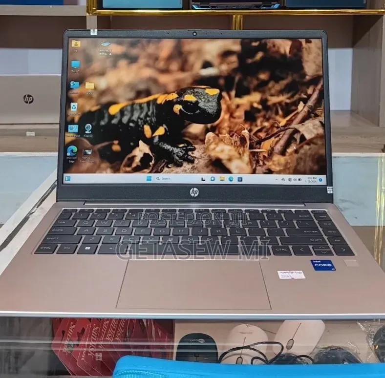 New Laptop HP Stream Notebook 16GB Intel Core i7 SSD 1T
