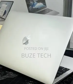 New Laptop Apple MacBook Air 2020 M1 16GB Apple M1 SSD 512GB