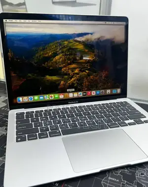 New Laptop Apple MacBook Air 2020 M1 16GB Apple M1 SSD 512GB