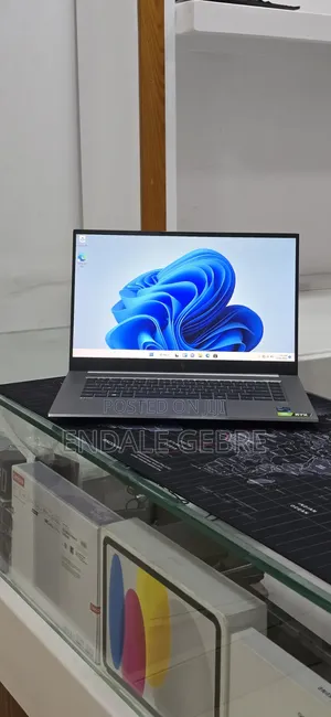 New Laptop HP ZBook 15 32GB Intel Core i7 SSD 512GB