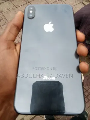 Apple iPhone XS Max 64 GB Black