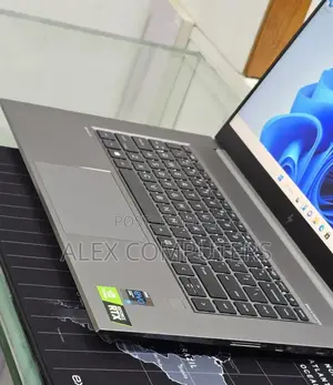New Laptop HP ZBook 14 32GB Intel Core i7 SSD 512GB