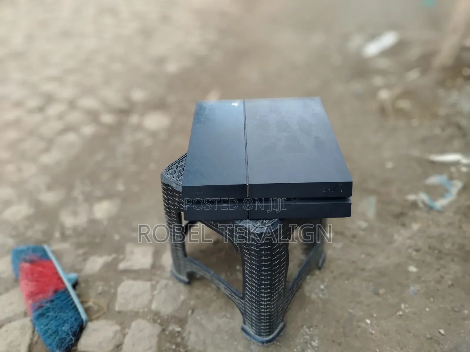 Play Station 4