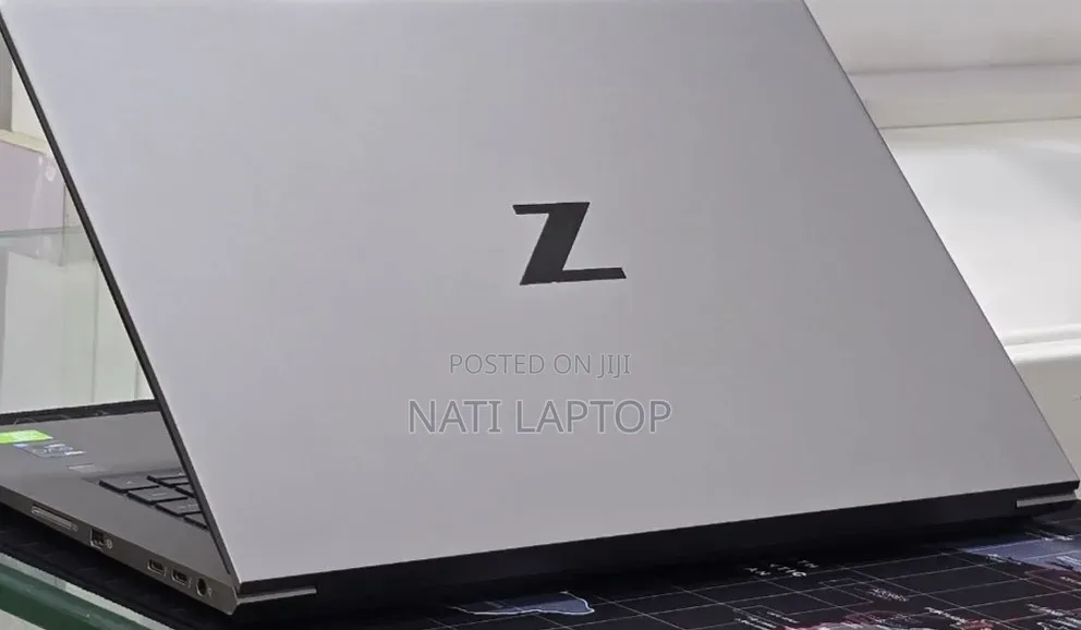 New Laptop HP 32GB Intel Core i7 SSD 512GB