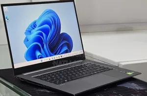 New Laptop HP 32GB Intel Core i7 SSD 512GB