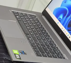 New Laptop HP ZBook Power G9 i7 32GB Intel Core i7 SSD 512GB