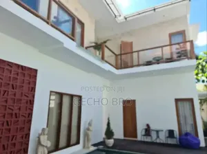 Furnished 8bdrm House in Bole for sale