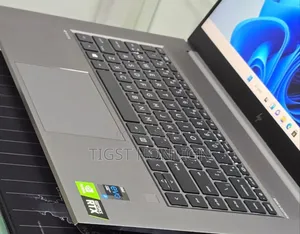 New Laptop HP ZBook Studio G8 32GB Intel Core i7 SSD 512GB