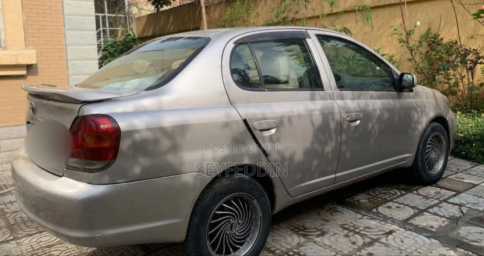 Toyota Platz 2005 Silver