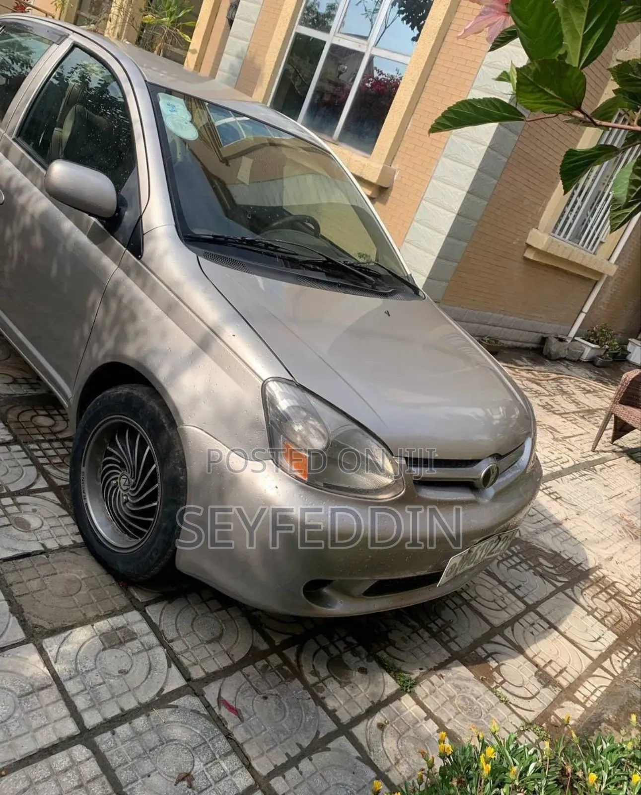 Toyota Platz 2005 Silver