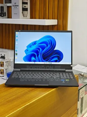 New Laptop HP Victus 16 16GB Intel Core i7 SSD 1T