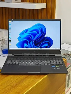 New Laptop HP Victus 16 16GB Intel Core i7 SSD 1T