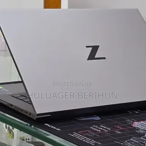 New Laptop HP ZBook 15 G6 32GB Intel Core i7 SSD 512GB