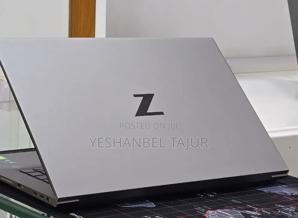 New Laptop HP ZBook 15 32GB Intel Core i7 SSD 512GB