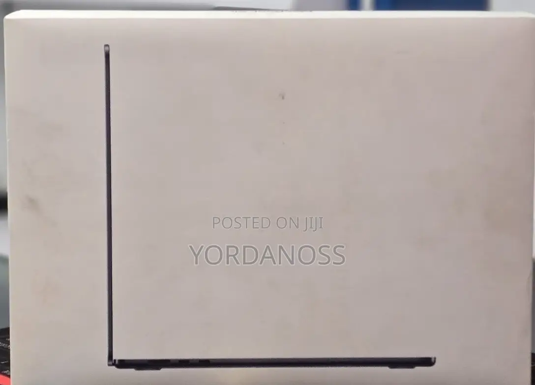 New Laptop Apple MacBook Air 2025 M4 16GB Apple M4 SSD 256GB