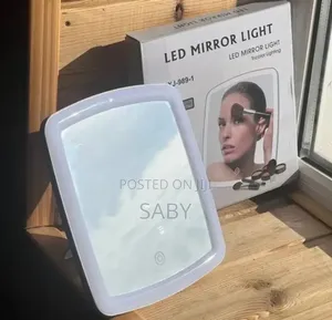  Girls Led Light Make Up Mirror