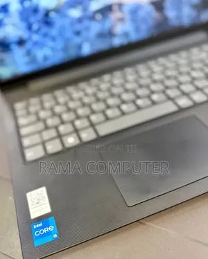 New Laptop Lenovo 12GB Intel Core i5 SSD 512GB