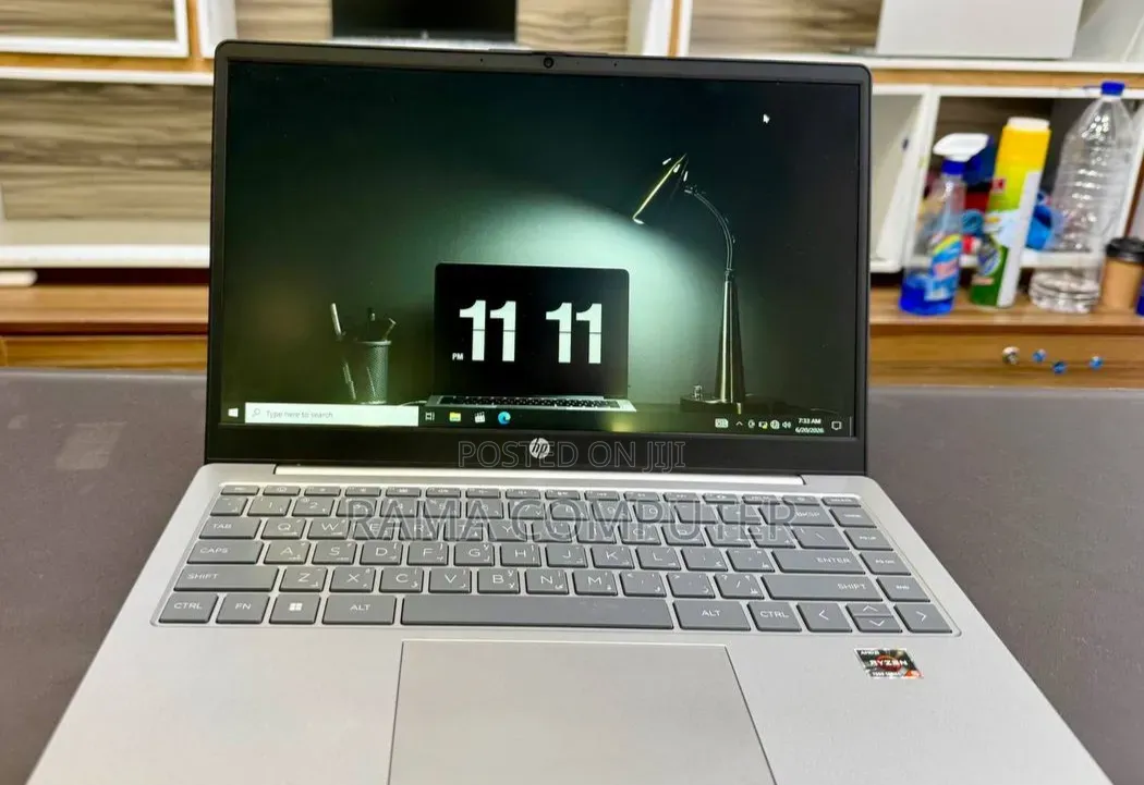 New Laptop HP Stream Notebook 8GB AMD Ryzen 5 SSD 512GB