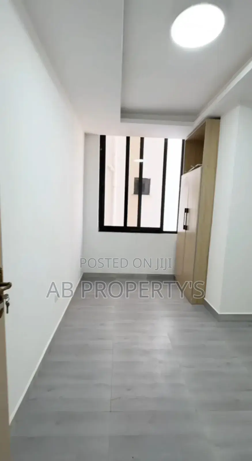 Furnished 3bdrm Apartment in መገናኛ ሾላ ገበያ, Yeka for sale
