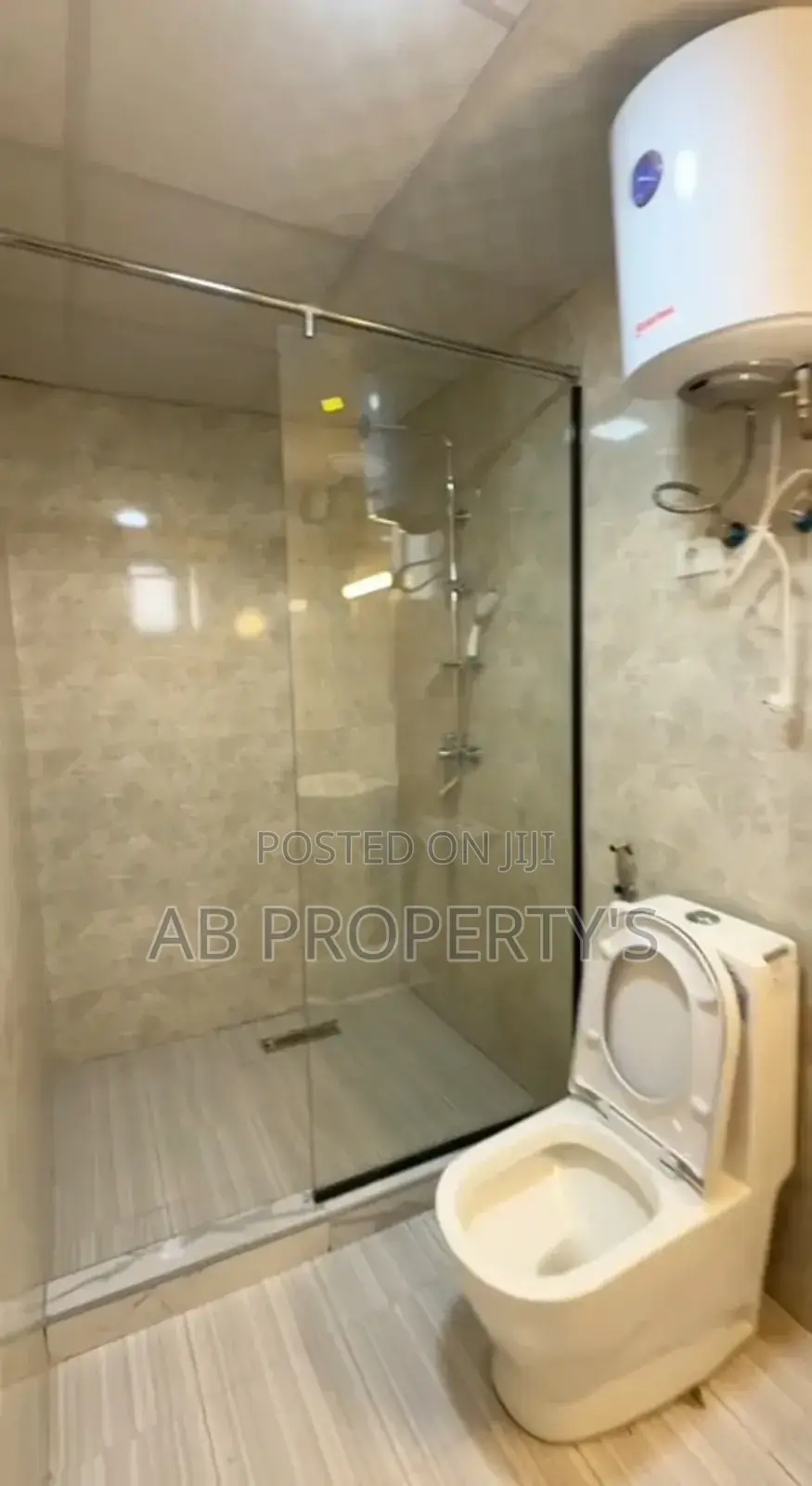 Furnished 3bdrm Apartment in መገናኛ ሾላ ገበያ, Yeka for sale