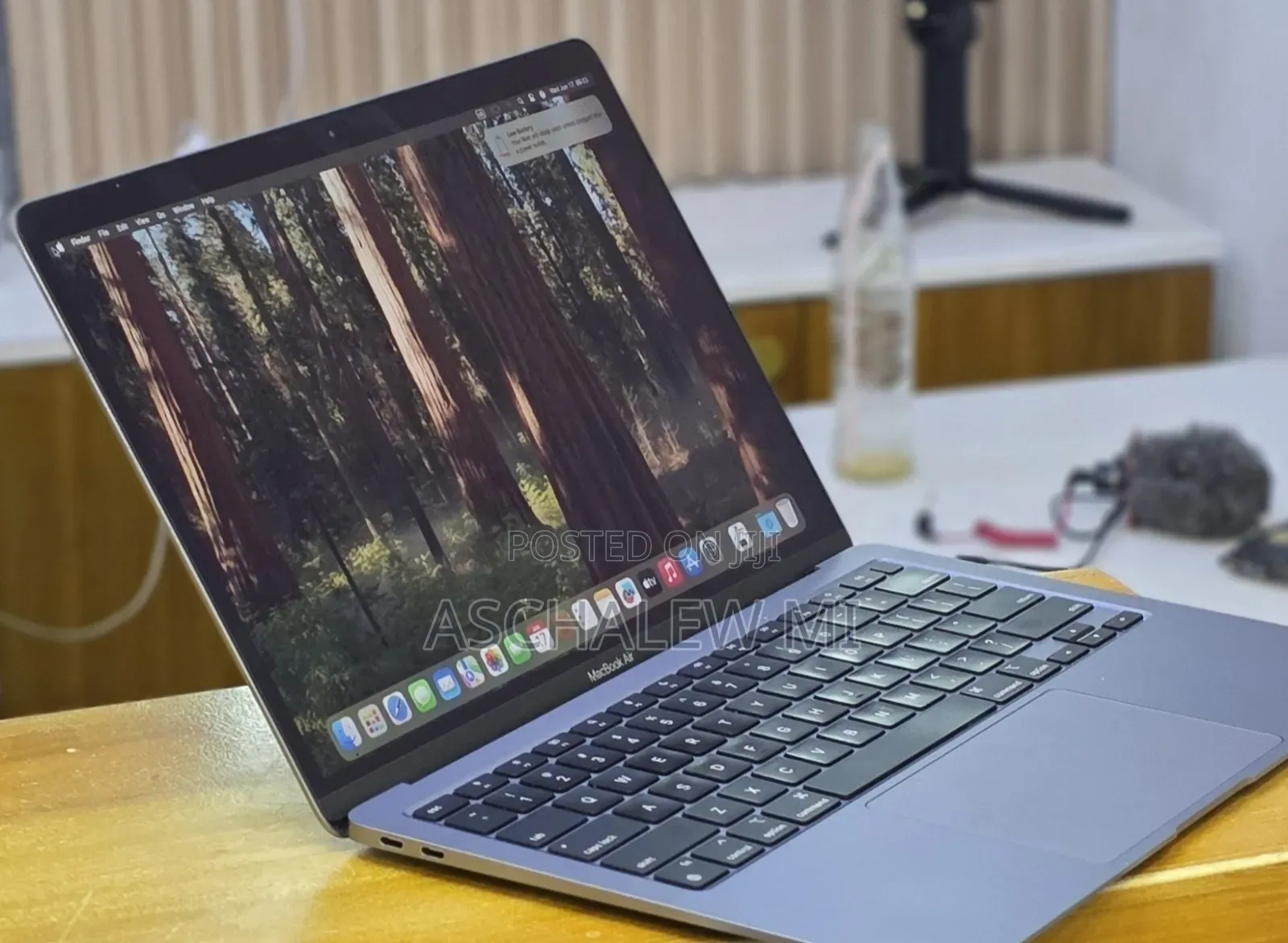 New Laptop Apple MacBook Air 2020 M1 16GB Apple M1 SSD 256GB