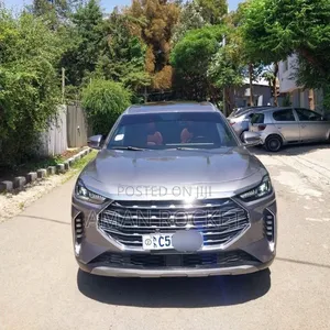 Jetour X70 Plus 2024 Beige