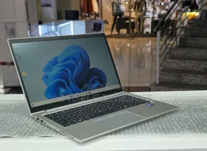 New Laptop HP EliteBook 840 G8 16GB Intel Core i7 SSD 512GB