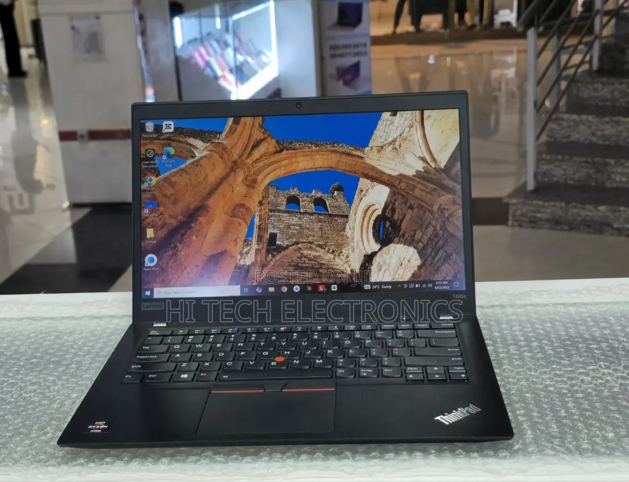 New Laptop Lenovo ThinkPad t495s 16GB AMD Ryzen 7 SSD 512GB