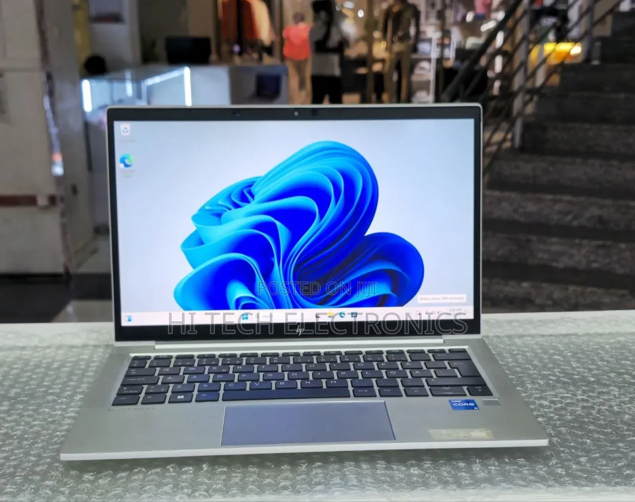 New Laptop HP EliteBook 830 G8 16GB Intel Core i5 SSD 512GB