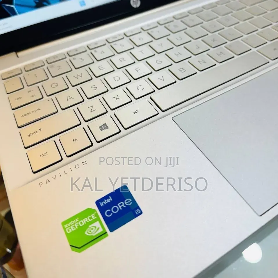 New Laptop HP 16GB Intel Core i5 SSD 512GB