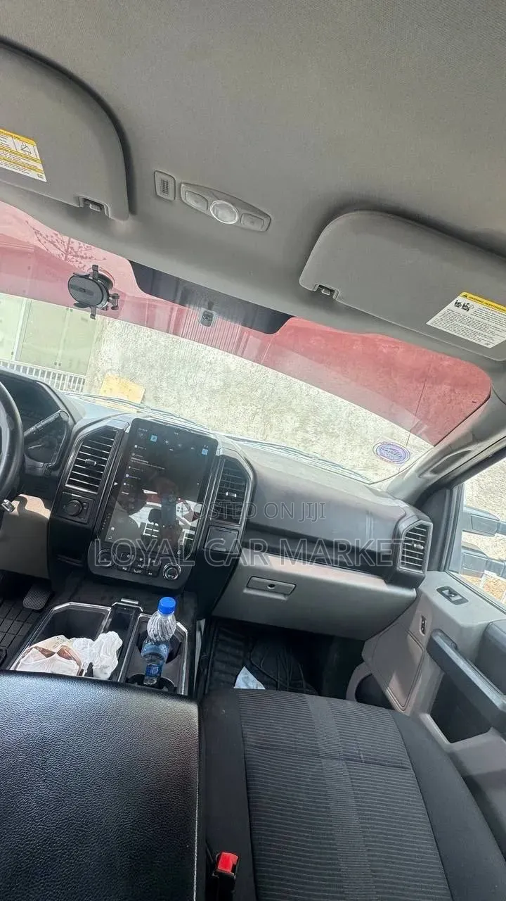 Ford F-150 2018 Black