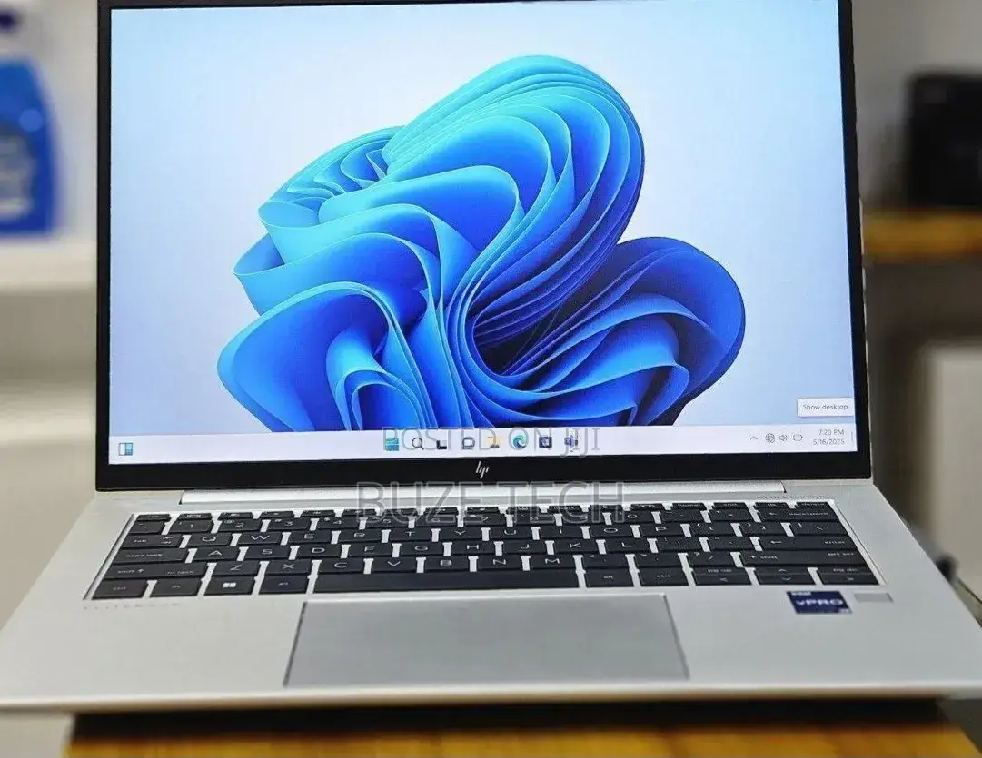 New Laptop HP EliteBook 840 G10 16GB Intel Core i7 SSD 1T