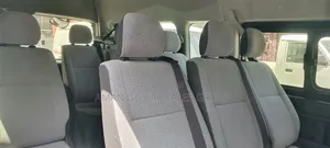 Toyota HiAce 2019 White