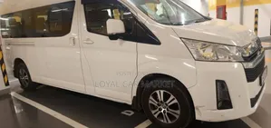 Toyota HiAce 2022 White