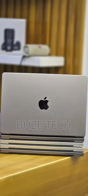 New Laptop Apple MacBook Pro 2021 M1 16GB Apple M1 Pro SSD 512GB