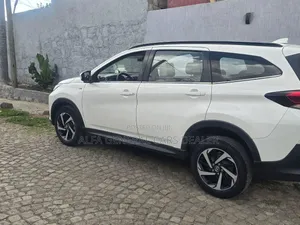 Toyota Rush 2022 White