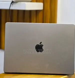 New Laptop Apple MacBook Pro 2021 M1 16GB Apple M1 Pro SSD 1T