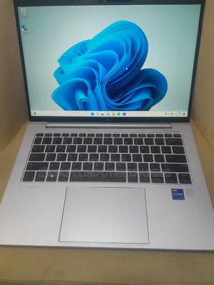New Laptop HP EliteBook 840 G9 16GB Intel Core i7 SSD 512GB