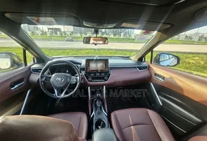 Toyota Corolla Cross Hybrid 2023 White