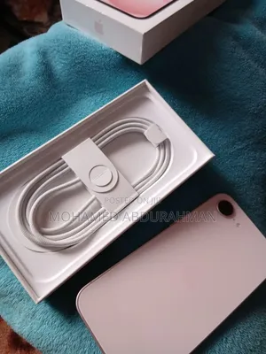 New Apple iPhone 17e 256 GB Pink