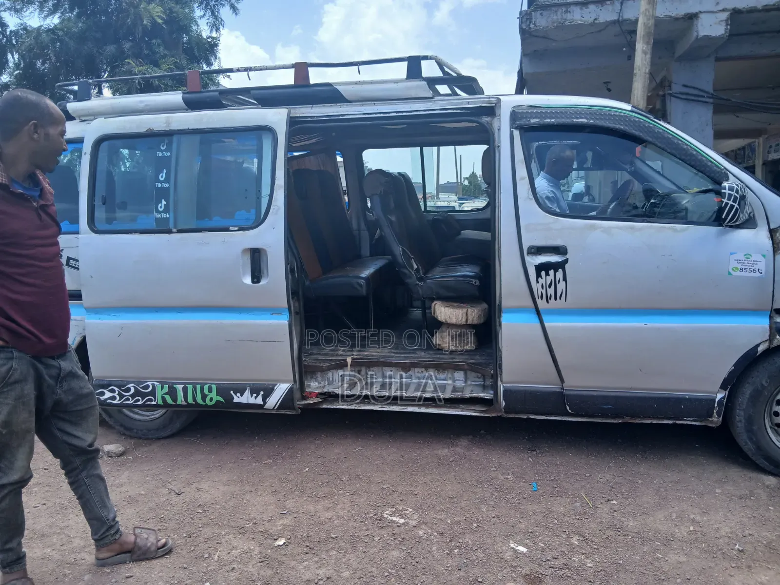 Toyota Grand HiAce 2002 Silver