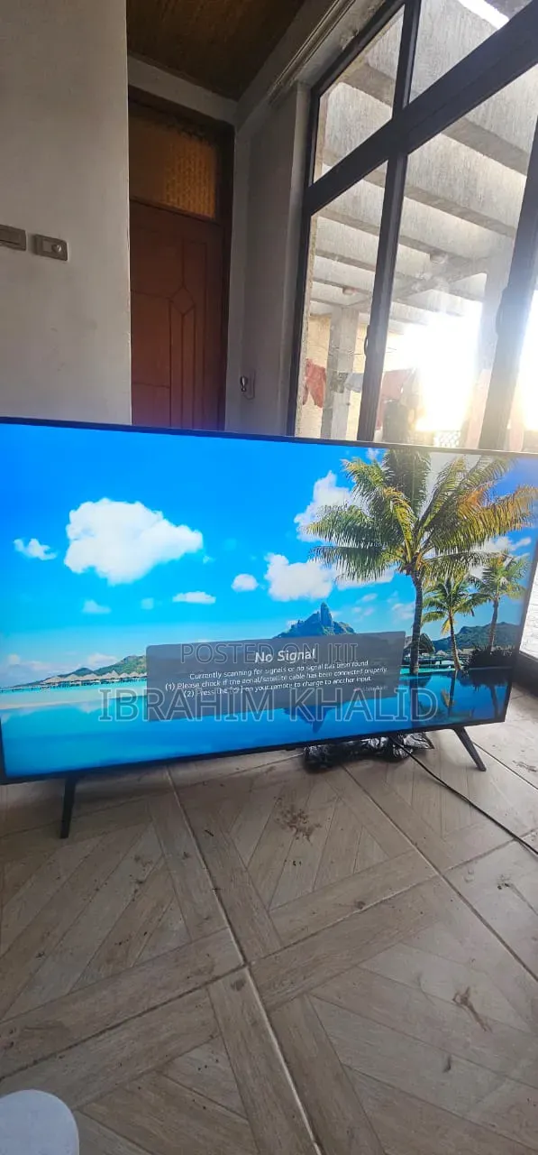 Lg 55 "Smart Weos Hub Tvuhd. With Tv Stand