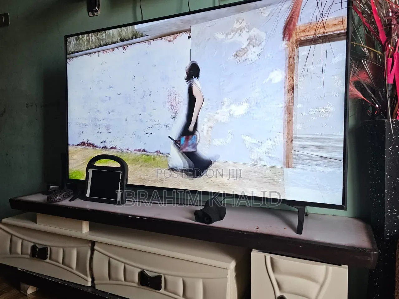 Lg 55 "Smart Weos Hub Tvuhd. With Tv Stand