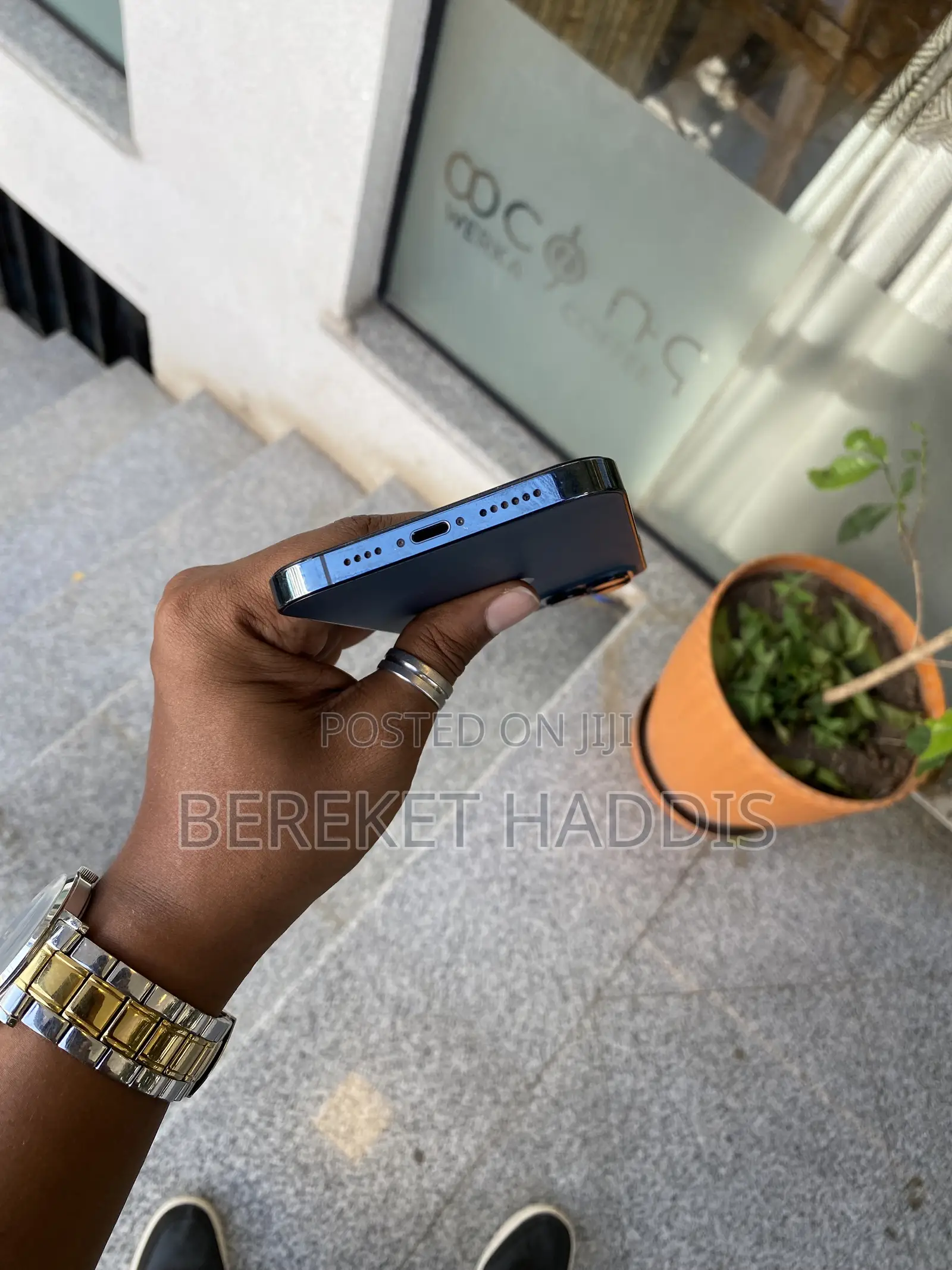 New Apple iPhone 12 Pro Max 128 GB Blue