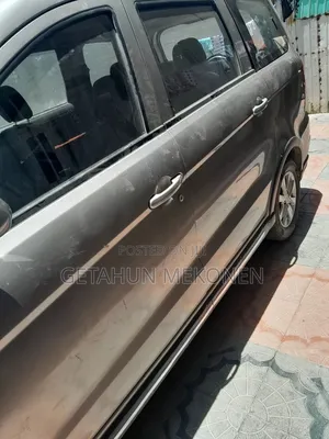 Dongfeng Glory 2022 Gold