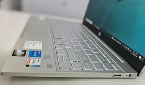 New Laptop HP Pavilion 13 8GB Intel Core i5 SSD 512GB