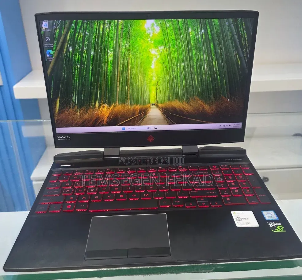 New Laptop HP Omen X 8GB Intel Core i5 HDD+SSD 256GB
