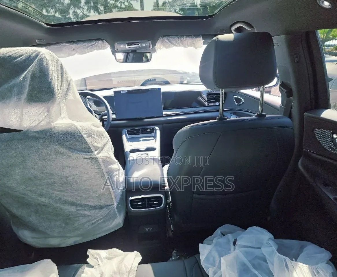 New BYD Sealion 7 EV 2025 White
