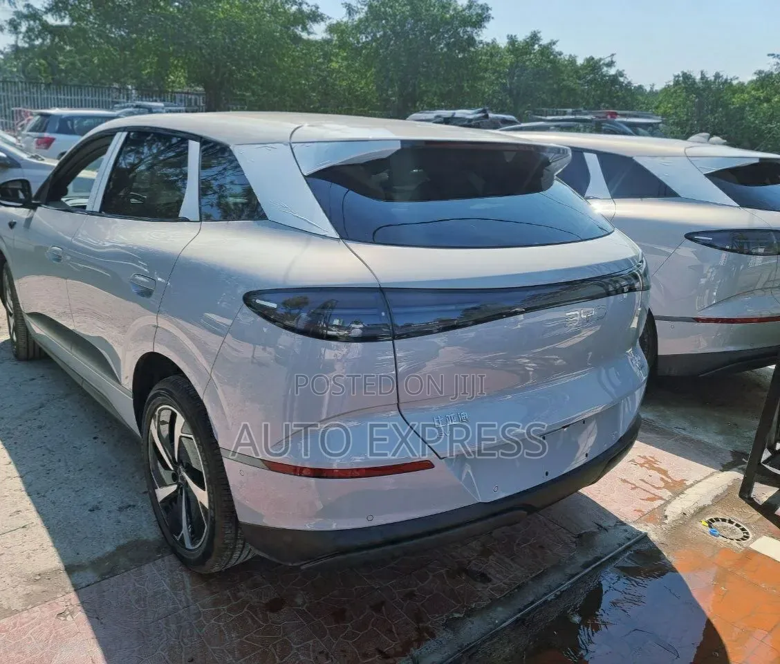 New BYD Sealion 7 EV 2025 White
