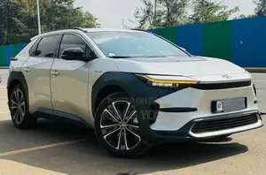 Toyota bZ4X 2023 White